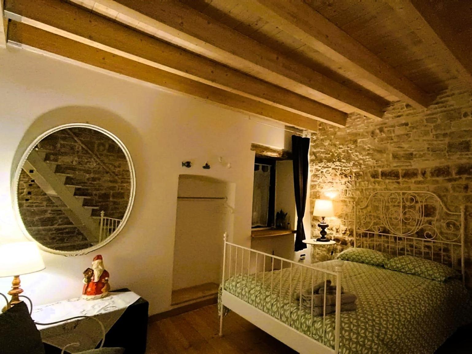 ビトント Casa Torre Dell'Angeloヴィラ エクステリア 写真